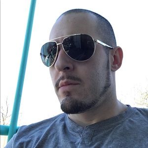 Meet your Posher, Ryan